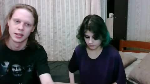 Snapshot of crystal_porn_love chatting on March 2025 09:37:01 PM Crystal and Marcl online show from March 2025 09:37:01 PM