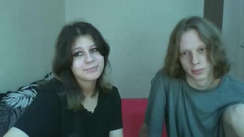 Crystal and Marcl online show from October 2025 02:46:02 AM