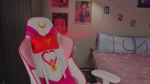 Grace online show from November 2025 08:42:01 PM