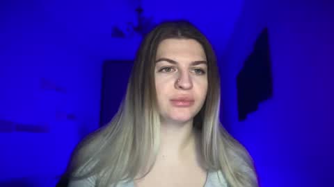 crystalblush01 online show from April 2026 02:32:01 PM