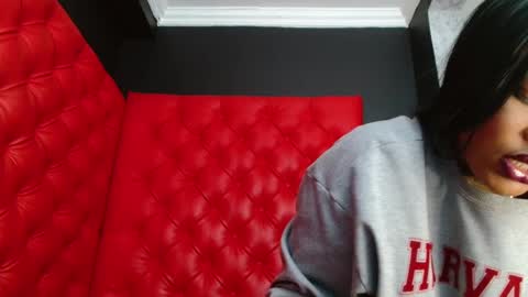 Crystal online show from December 2024 07:22:01 AM