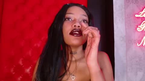 Snapshot of crystalbrooke3x chatting on November 2025 09:48:02 PM Crystal online show from November 2025 09:48:02 PM