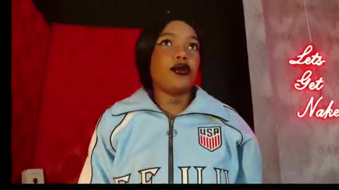 Snapshot of crystalbrooke3x chatting on December 2025 08:51:01 PM Crystal online show from December 2025 08:51:01 PM