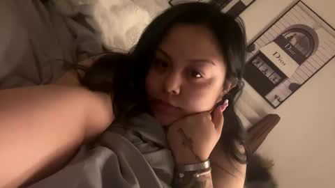 crystalfuego2 online show from October 2025 03:59:02 AM