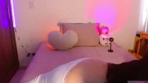 Olivia  online show from March 2026 12:13:01 PM