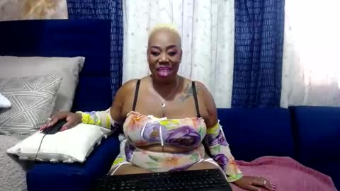 crystaljes online show from January 2025 04:02:01 PM