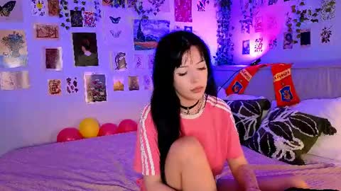 crystall0ve online show from June 2026 03:33:01 PM