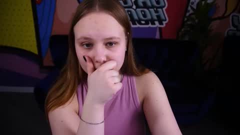 crystallpaws_ online show from November 2025 06:57:01 AM