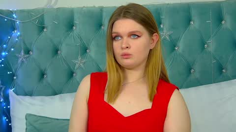 Crystal online show from December 2024 03:55:02 PM