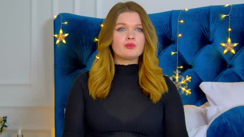 Crystal online show from December 2024 05:37:02 PM