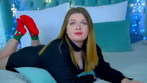 Crystal online show from December 2024 10:03:02 AM