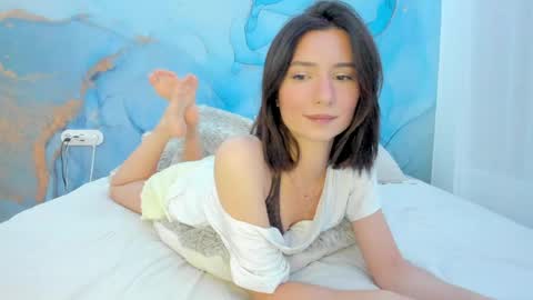 Snapshot of crystalnut chatting on May 2026 05:59:01 AM Maria online show from May 2026 05:59:01 AM