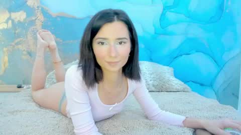 Snapshot of crystalnut chatting on May 2026 01:21:01 AM Maria online show from May 2026 01:21:01 AM