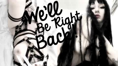 Sasha    Make me moan with patterns   good music here  online show from October 2025 05:03:01 PM