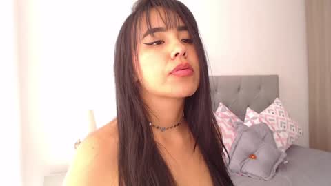crysttalcandy online show from December 2024 05:19:01 PM