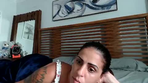 cubanrican1 online show from September 2025 05:49:01 PM