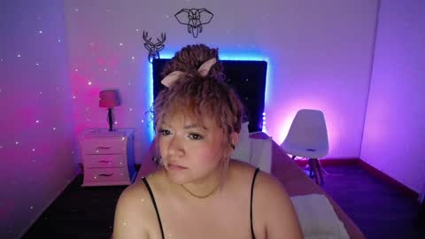 cuckoldlover69_ online show from December 2024 04:29:02 PM