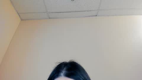 HELEN online show from September 2025 12:18:02 PM