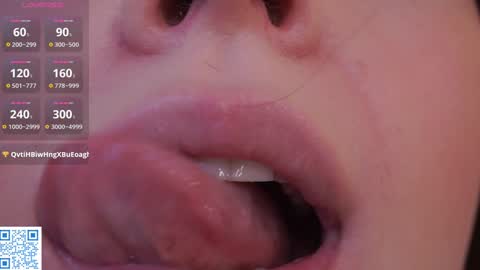 Ellie online show from November 2025 02:38:02 PM