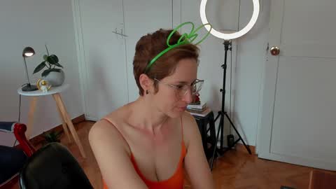 Leonela online show from December 2024 03:16:02 PM