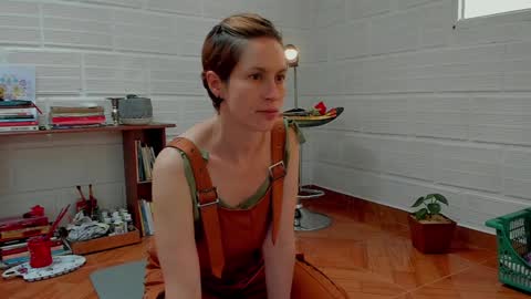 Leonela online show from January 2025 03:38:01 PM