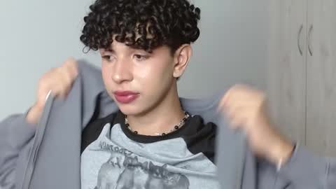 Cuddly online show from March 2025 05:43:02 PM