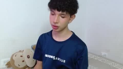 Cuddly online show from December 2025 05:57:01 AM