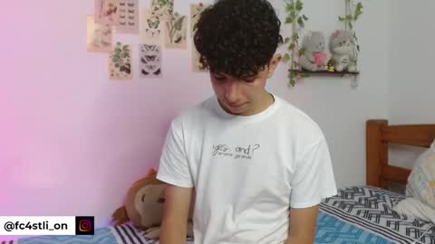 Snapshot of cuddly_twinkie chatting on May 2026 07:03:01 AM Cuddly online show from May 2026 07:03:01 AM