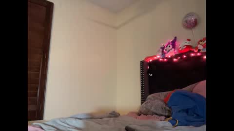 cum2charmxx online show from October 2025 03:05:02 AM