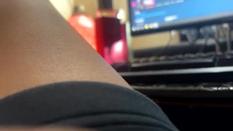 im KIM new girl to spoil online show from March 2025 07:32:02 AM