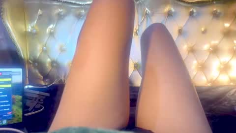 im KIM new girl to spoil online show from September 2025 04:50:02 AM