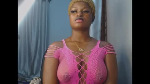 Snapshot of cum_ebony_petitxx chatting on June 2026 07:02:01 AM cath online show from June 2026 07:02:01 AM