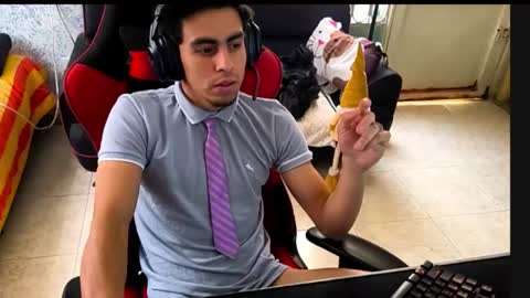    online show from December 2025 04:55:02 PM