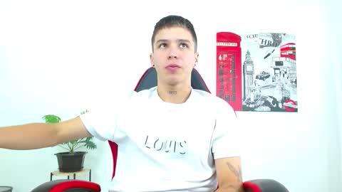 cumandres online show from September 2025 02:32:01 PM