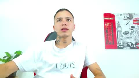 cumandres online show from April 2026 02:54:02 PM