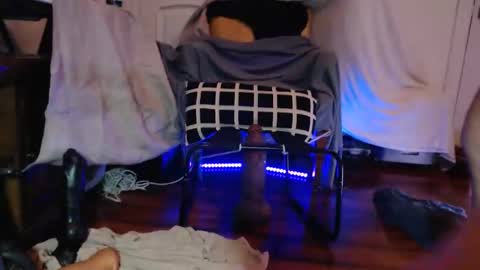 Cumdumpslave2use online show from April 2026 08:45:01 AM