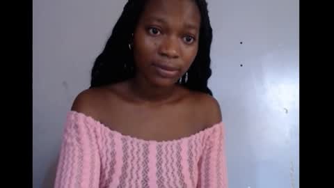 cumebony_petit online show from September 2025 02:51:01 PM