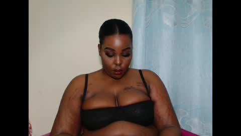 Snapshot of cumfordaddy111 chatting on July 2026 12:02:01 AM Sweet mona online show from July 2026 12:02:01 AM