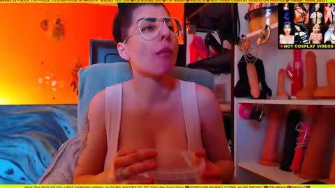 cuminmenowbby online show from December 2024 11:45:01 AM