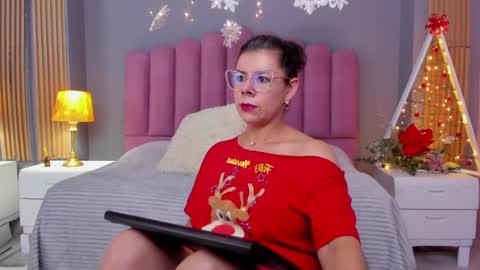 Cumming Loving online show from December 2024 06:46:02 PM