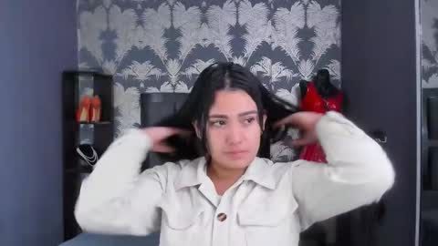 cumming tiffani online show from October 2025 11:39:01 AM