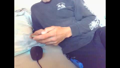 cumslutboi27 online show from October 2025 05:17:01 AM