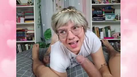 Snapshot of cumslutpawg chatting on September 2025 03:45:01 PM cumslutpawg online show from September 2025 03:45:01 PM