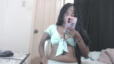 dominic and julieta... independent models online show from May 2026 10:42:01 AM