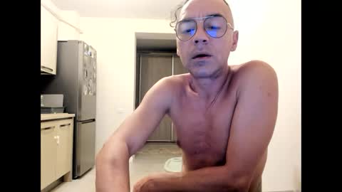 Snapshot of cuplu29 chatting on December 2024 05:27:02 AM maria alex online show from December 2024 05:27:02 AM