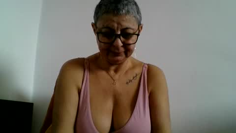 couple online show from January 2025 11:33:02 AM