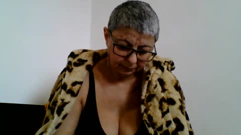couple online show from February 2025 11:46:02 AM