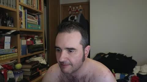 curiosillo1983 online show from April 2026 01:05:02 PM