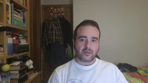 Snapshot of curiosillo1983 chatting on May 2026 12:43:01 PM curiosillo1983 online show from May 2026 12:43:01 PM