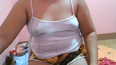 curious_girl247 online show from June 2026 10:05:02 PM
